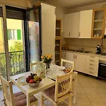 Apartment Al Civico 80 *