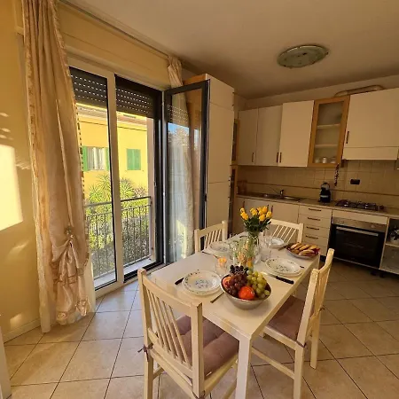 Al Civico 80 Apartment *