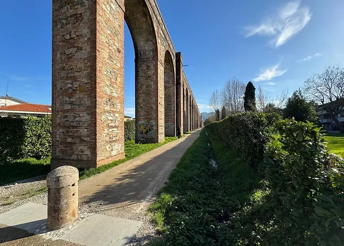 Al Civico 80 Lucca